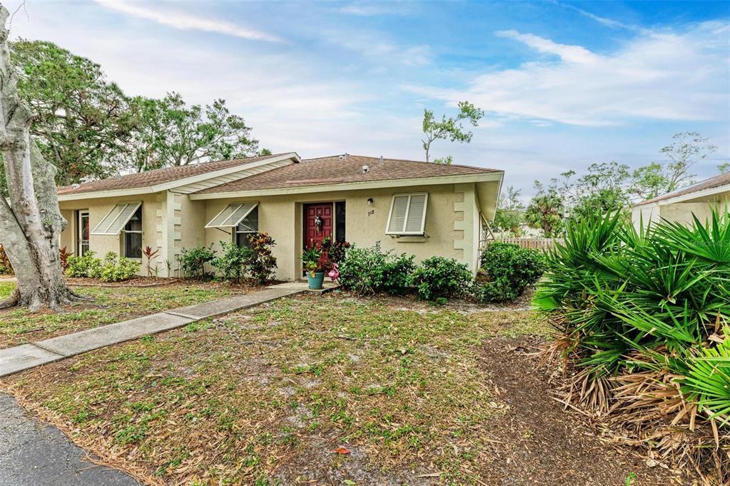 Picture of 718 N Jefferson Avenue Unit 718, Sarasota, FL 34237