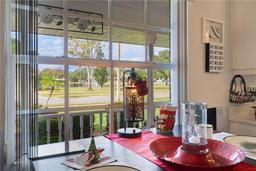 Picture of 950 Beaver Run, Tavares, FL 32778