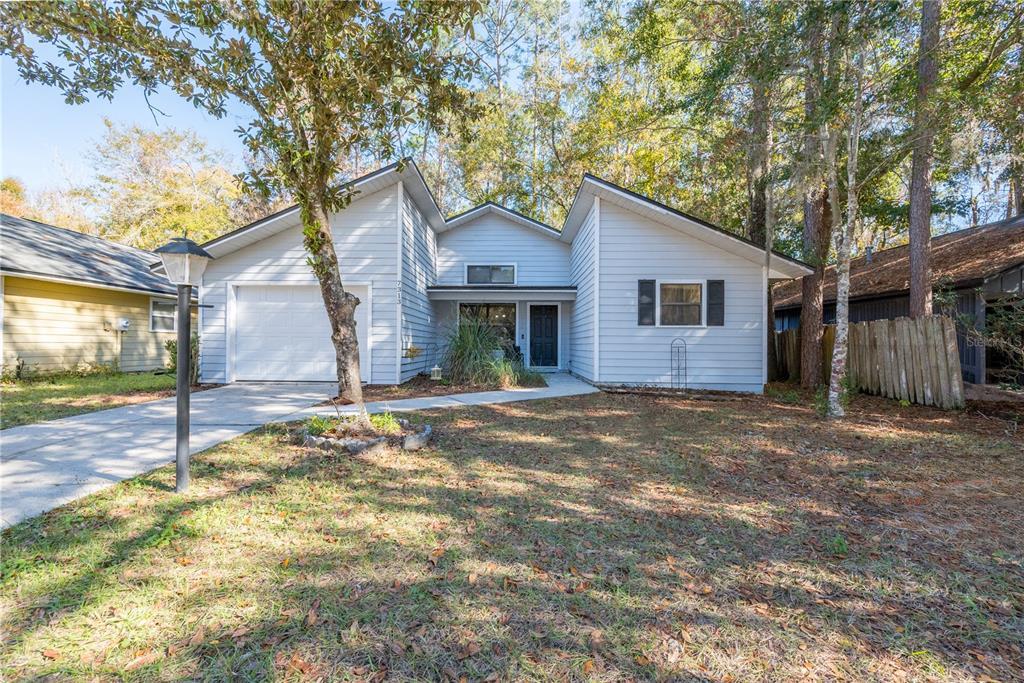 Picture of 7313 NW 21St Way, Gainesville, FL 32653