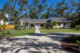 Picture of 1155 Tahiti Parkway, Sarasota, FL 34236