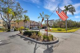 Picture of 105 Aspen Circle Unit 105, Seminole, FL 33777