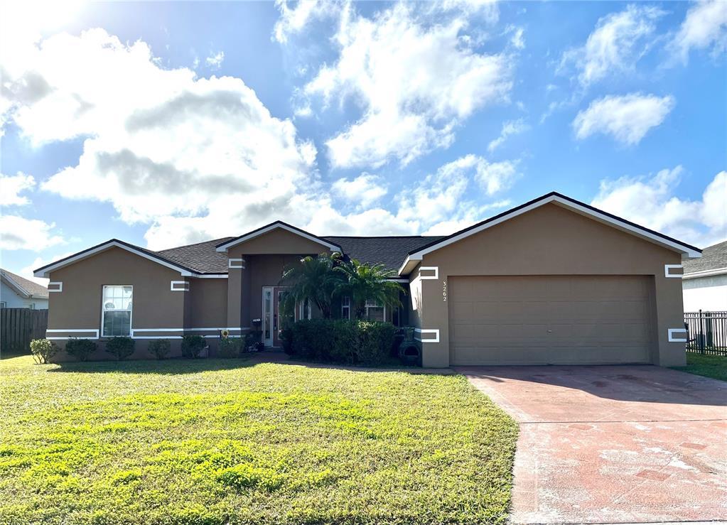 Picture of 3262 Imperial Manor Way, Mulberry, FL 33860