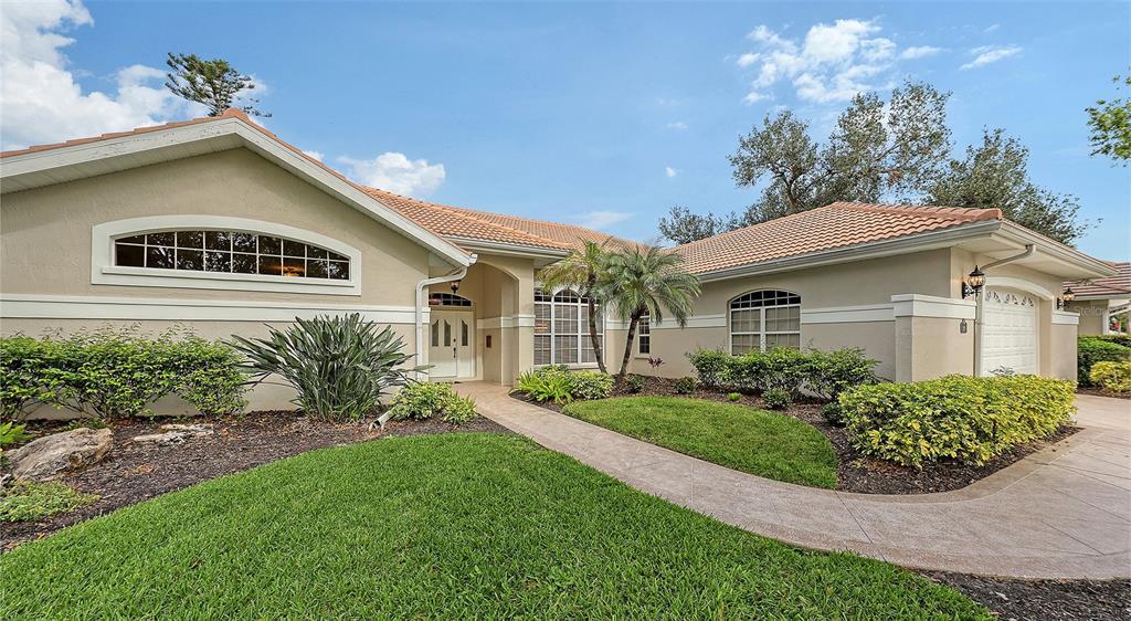 Picture of 275 Royal Oak Way, Venice, FL 34292