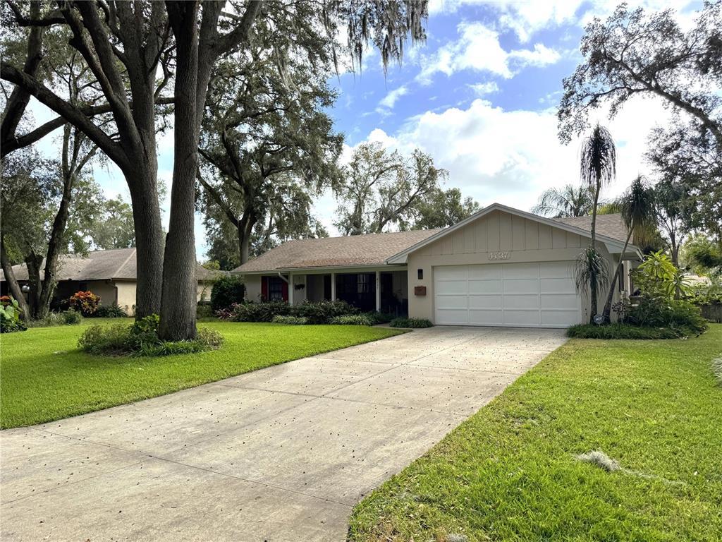 Picture of 4137 Lake Forest Street, Mount Dora, FL 32757