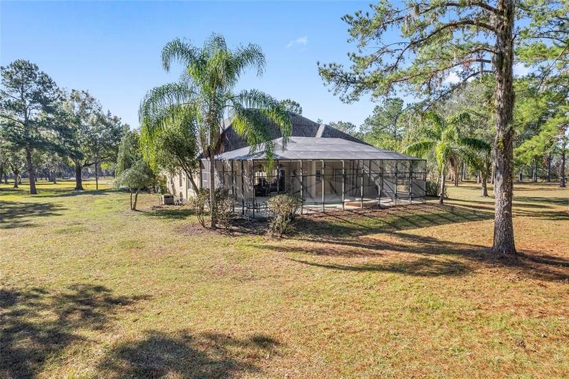 Picture of 13401 W Highway 316, Reddick FL 32686