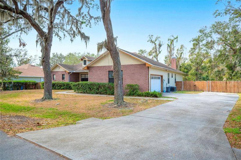 Picture of 5767 Deer Flag Drive, Lakeland FL 33811