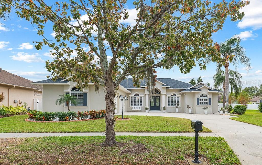 Picture of 636 Citrus Wood Lane, Valrico, FL 33594