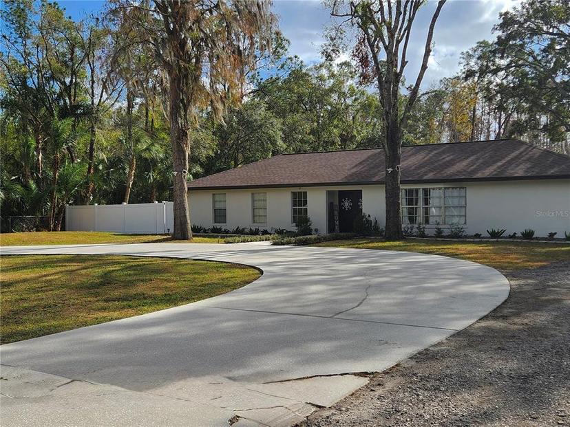 Picture of 508 Crystal Lake Road, Lutz FL 33548