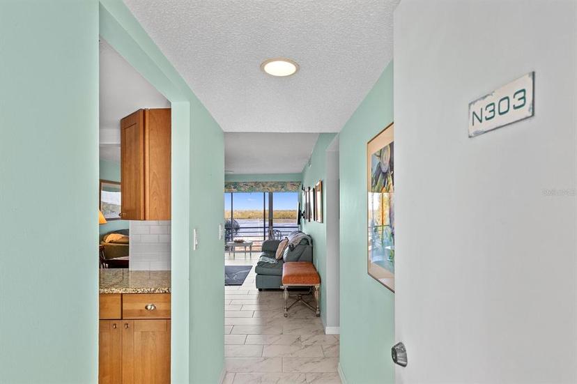 Picture of 4440 Exeter Drive Unit 303, Longboat Key FL 34228