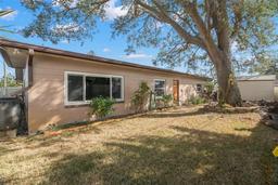 Picture of 7400 Locust Street Ne, St Petersburg, FL 33702