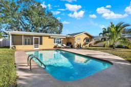 Picture of 12288 Julia Street, Seminole, FL 33772