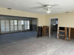 Picture of 15816 2Nd St E, Redington Beach, FL 33708