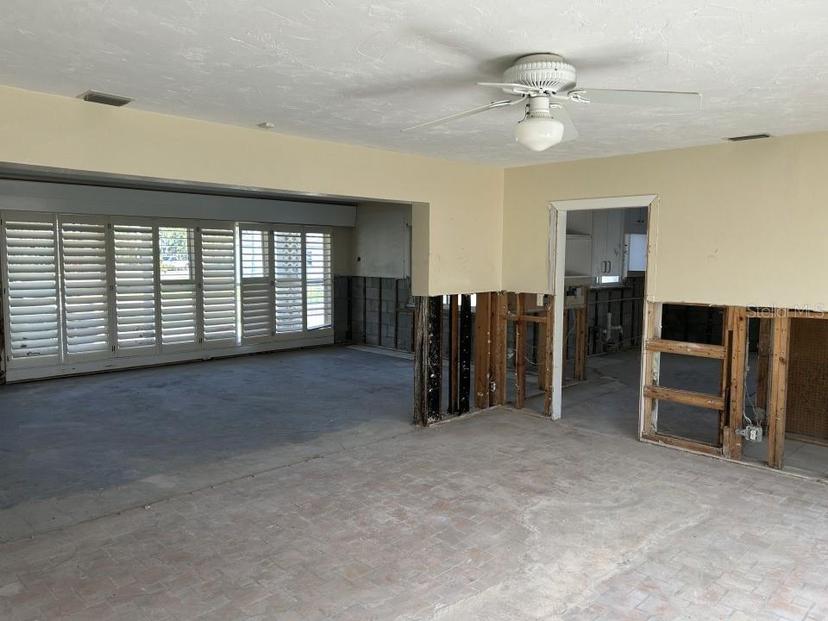 Picture of 15816 2Nd St E, Redington Beach FL 33708