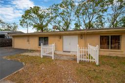 Picture of 703 W Sligh Avenue, Tampa, FL 33604