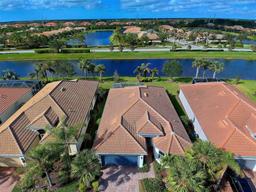 Picture of 19279 Jacinda Street, Venice, FL 34293