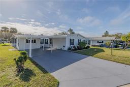 Picture of 810 Masthead Lane, Edgewater, FL 32141