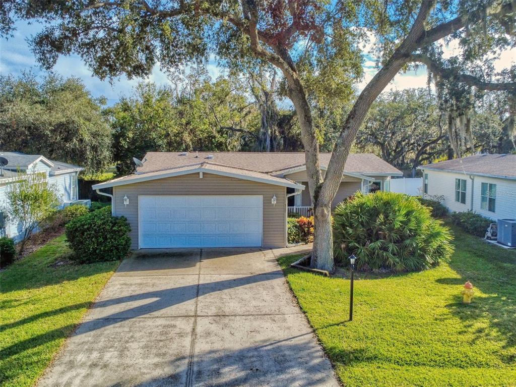 Picture of 317 Water Landing Drive, Oak Hill, FL 32759