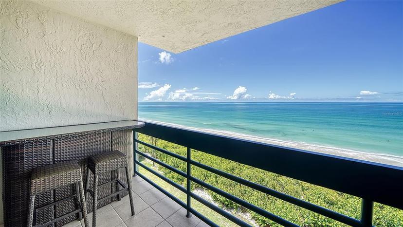 Picture of 1055 Gulf Of Mexico Drive Unit 504, Longboat Key FL 34228