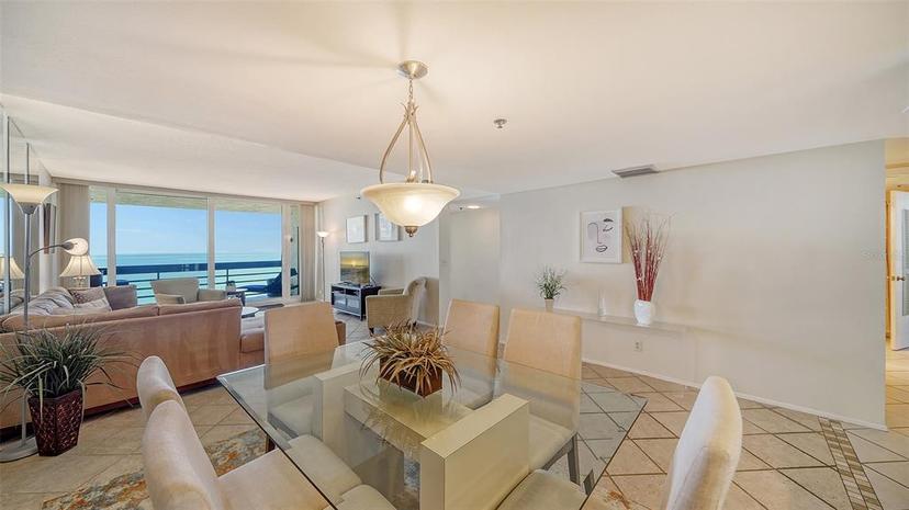 Picture of 1055 Gulf Of Mexico Drive Unit 504, Longboat Key FL 34228