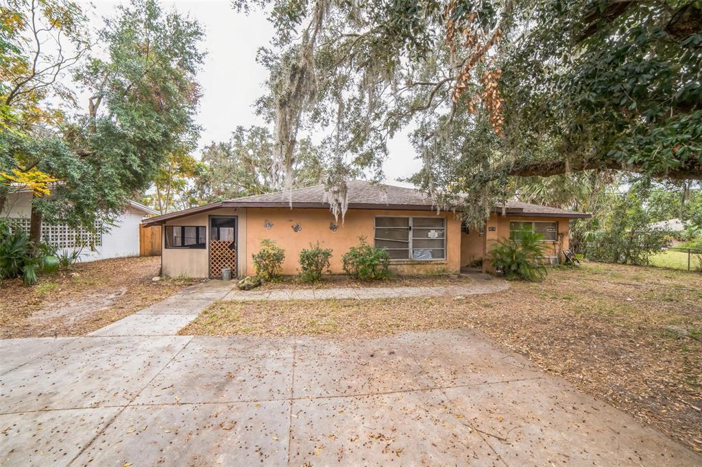 Picture of 4212 Harry Drive, Fruitland Park, FL 34731