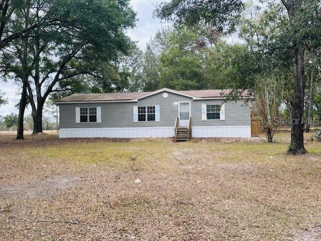 Picture of 4232 NW 47Th Place, Bell, FL 32619