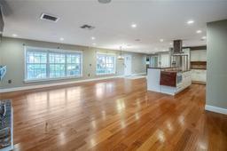 Picture of 835 Heathercrest, Lakeland, FL 33813