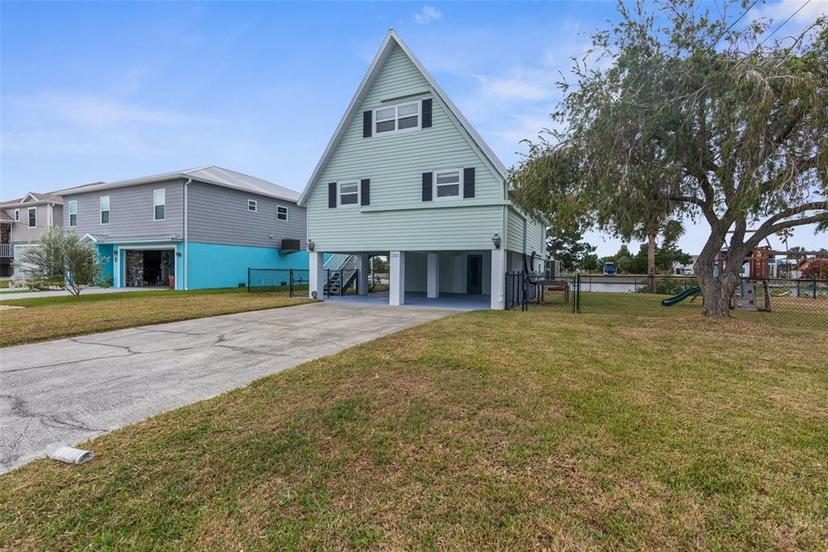 Picture of 3363 Poinsettia Drive, Hernando Beach FL 34607