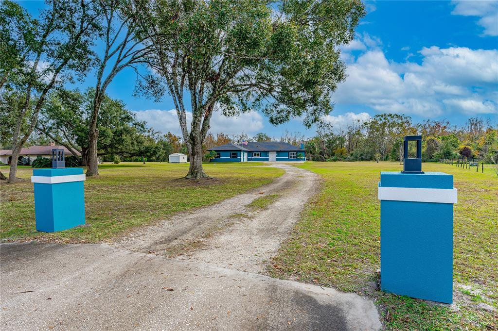 Picture of 1975 Spruce Creek Circle, Port Orange, FL 32128