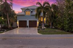 Picture of 5246 Avenida Del Mare, Sarasota, FL 34242