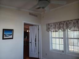 Picture of 657 N Green Circle, Venice, FL 34285