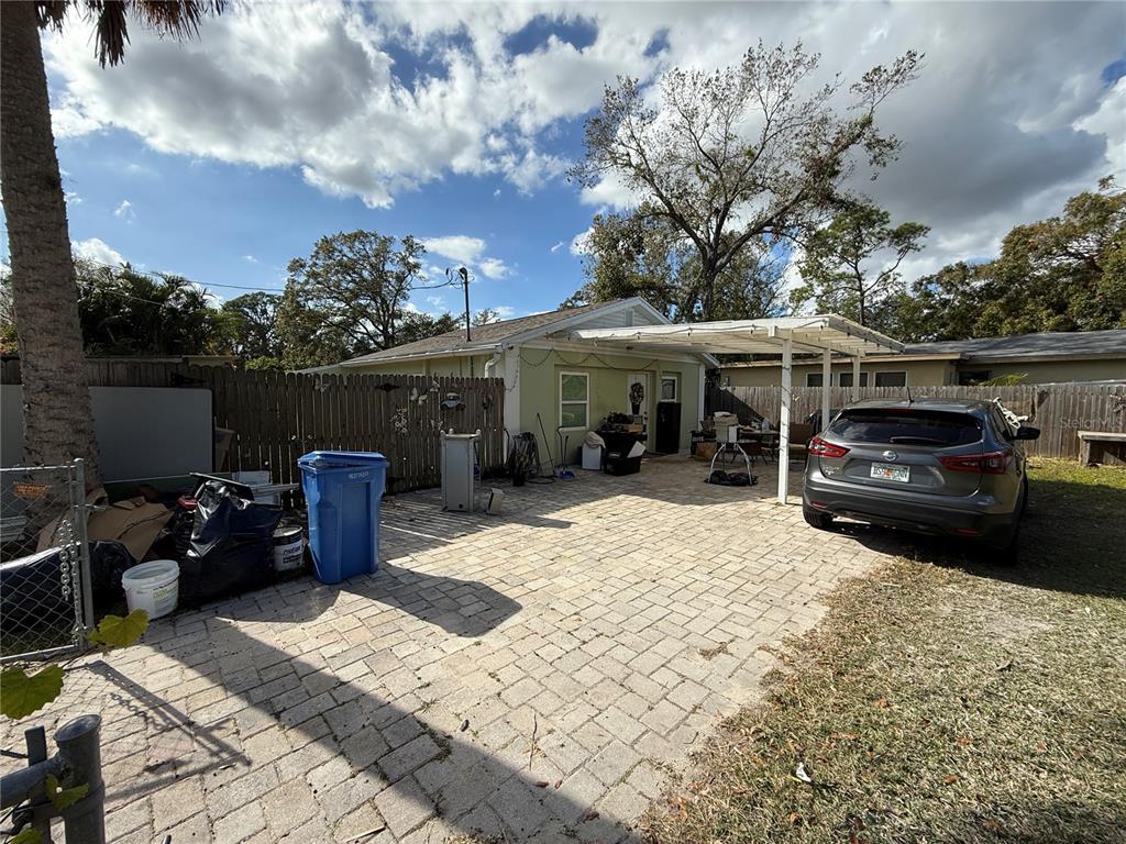 Picture of 10002 Memorial Highway, Tampa, FL 33615