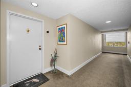 Picture of 5940 Pelican Bay Plaza S Unit 1106, Gulfport, FL 33707