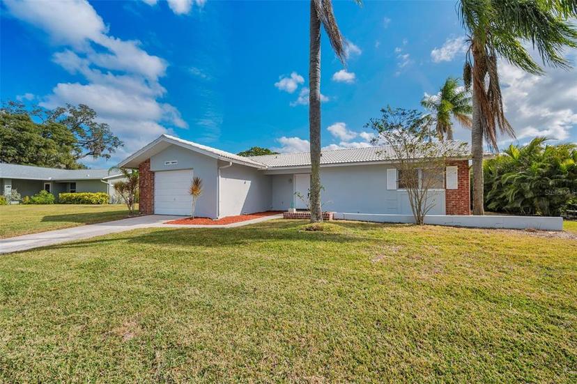 Picture of 1518 W Dorchester Drive, Palm Harbor FL 34684