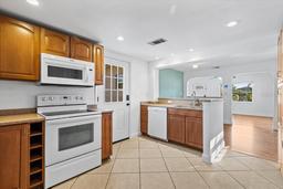 Picture of 6559 3Rd Avenue S, St Petersburg, FL 33707