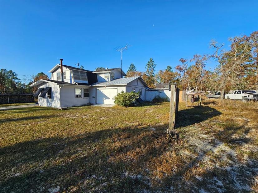 Picture of 111 Gladiola Drive, Interlachen FL 32148