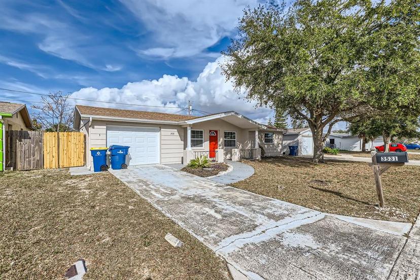 Picture of 3531 Oxford Drive, Holiday FL 34691