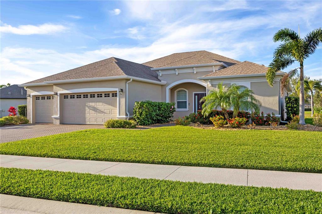 Picture of 11907 Petunia Terrace, Bradenton, FL 34212