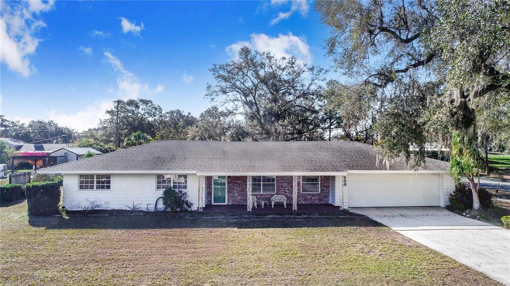 Picture of 203 E Orange Street, Davenport, FL 33837