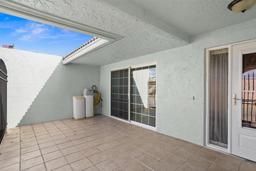 Picture of 10449 Larchmont Place N, Pinellas Park, FL 33782