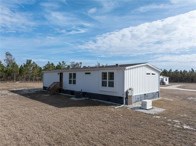 Picture of 16294 State Road 51, Live Oak FL 32060