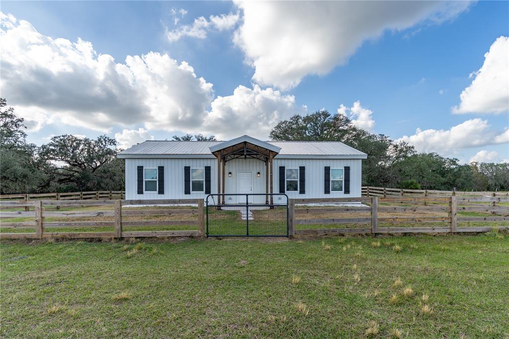 Picture of 207 King Road, Wauchula, FL 33873