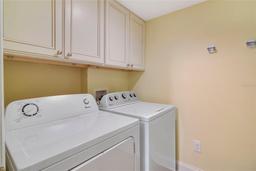 Picture of 814 Crest Pines Drive Unit 928, Orlando, FL 32828