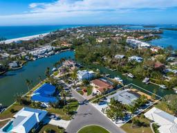 Picture of 671 Emerald Harbor Drive, Longboat Key, FL 34228