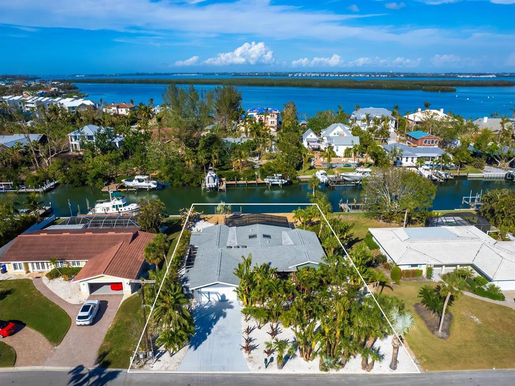 Picture of 671 Emerald Harbor Drive, Longboat Key, FL 34228