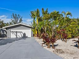 Picture of 671 Emerald Harbor Drive, Longboat Key, FL 34228