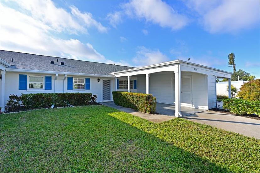 Picture of 9514 Colonial Drive, Bradenton FL 34210