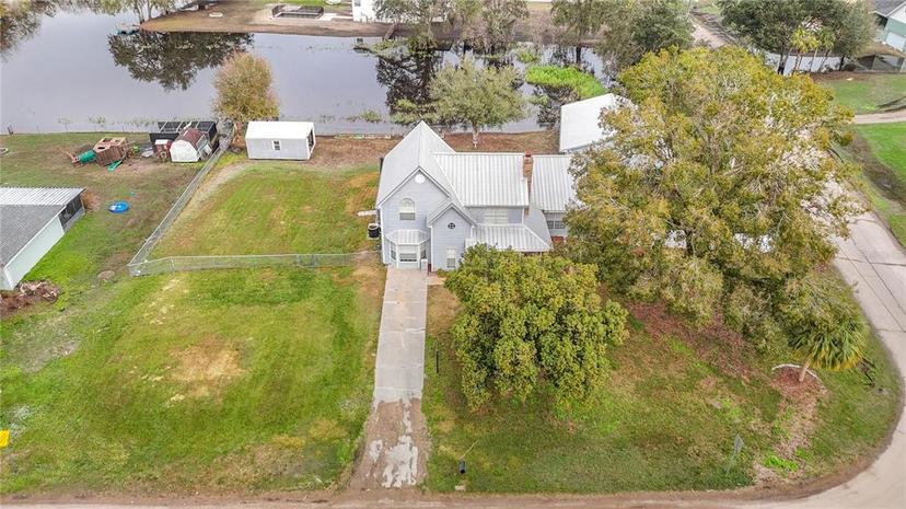 Picture of 37525 Moore Drive, Dade City FL 33525