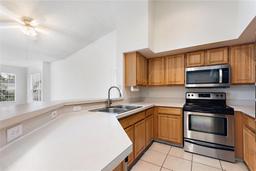 Picture of 13103 Mulberry Park Drive Unit 833, Orlando, FL 32821