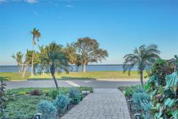 Picture of 2001 Beach Drive Se, St Petersburg, FL 33705