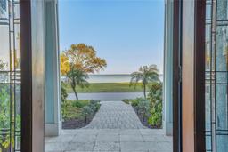 Picture of 2001 Beach Drive Se, St Petersburg, FL 33705